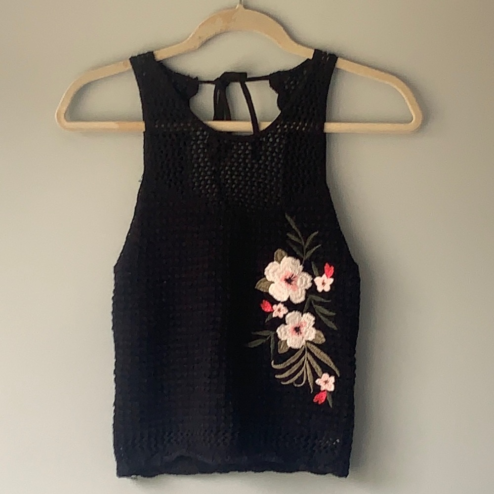 Hollister black knit sleeveless top with floral embroidery